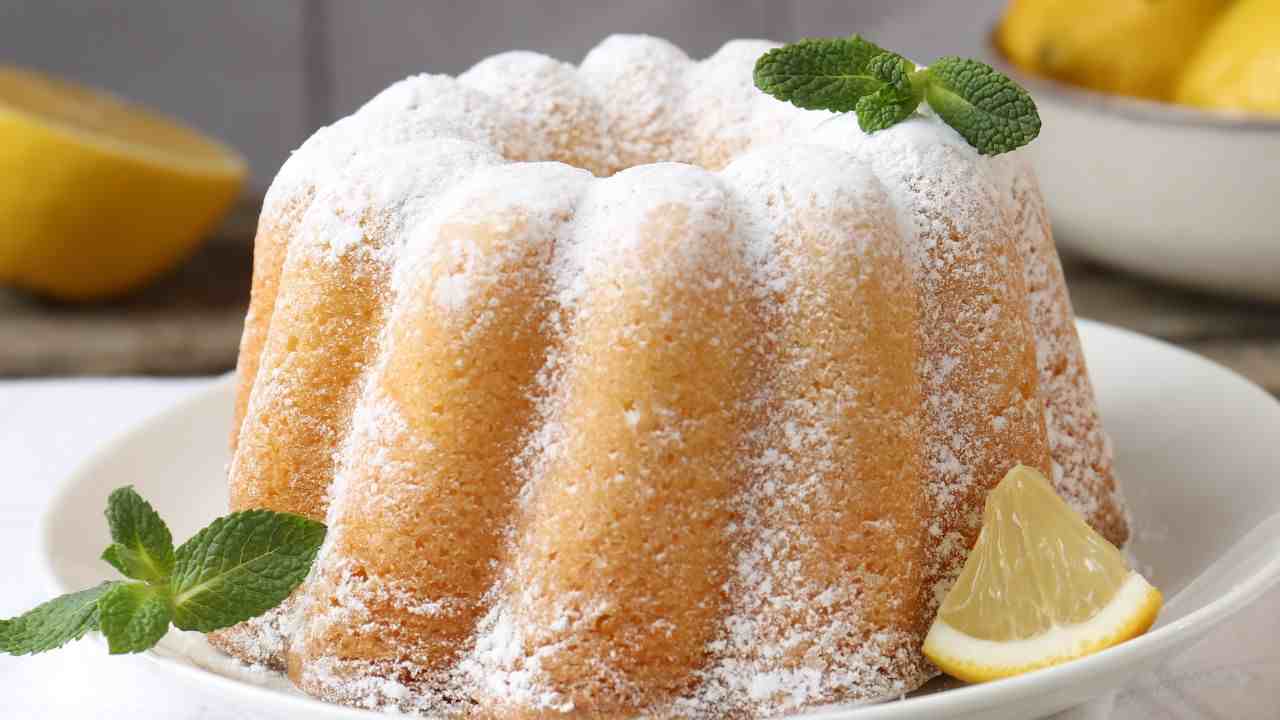 Ciambella al limone in friggitrice ad aria