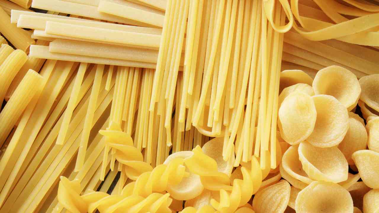 Diversi tipi di pasta