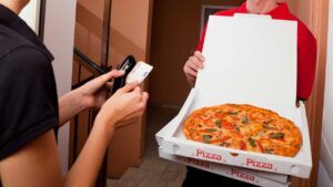 Delle pizze consegnate a domicilio