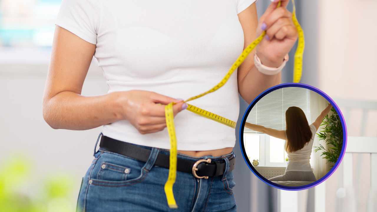 Una donna che misura il suo girovita