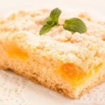 Torta sbriciolata all'albicocca