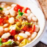 Zuppa con fagioli e peperoni